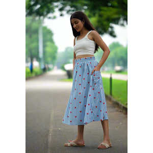 Falda Midi con Rayas de Corazones para Conjuntos de Mujer - Product Image 4