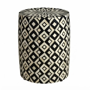 Mesa de Centro de Lujo con Incrustaciones de Hueso Azul y Tapa de Cristal, Mesa de Madera Hecha a Mano con Estante de Almacenamiento de Mimbre para Sala de Estar - Product Image 6