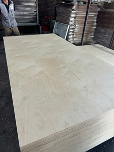 Tablero de Contrachapado de Melamina de 18 mm, Grado E1, Resistente al Agua y a los Arañazos, para Fabricación de Muebles - Product Image 2