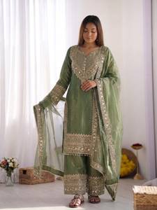 Conjunto de seda Fandy con bordado de diseñador, lentejuelas y ribete de encaje, top con pantalón y dupatta, completamente cosido y listo para usar. - Product Image 2