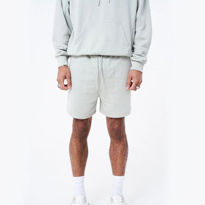 Conjuntos de 2 Piezas de Pantalones Cortos con Cordón y Sudadera con Bolsillo Delantero de Felpa Casual de Verano para Hombre con Logotipo Personalizado - Product Image 5