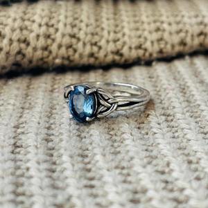 Anillo Boho de Topacio Azul y Latón, Plateado, Estilo Celta Vintage, Anillo de Moda al por Mayor para Mujer - Product Image 5