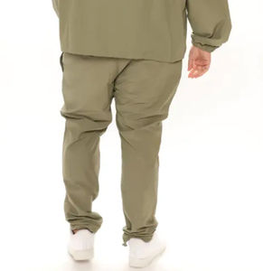 ชุดวอร์มลำลองแบบสวมใส่ได้ทั้งชายและหญิง คุณภาพสูง ขายดีประจำปี 2026 ผลิตจากโพลีเอสเตอร์ 100% เป็นมิตรต่อสิ่งแวดล้อม เหมาะสำหรับฤดูหนาว  รับสกรีนโลโก้ตามแบบที่ต้องการ - Product Image 5