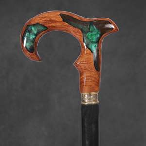 Elegante Bastón de Madera Hecho a Mano con Incrustaciones de Resina, Perfecto para la Asistencia Diaria al Caminar o como Regalo - Product Image 5