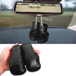 Gants de boxe suspendus au rétroviseur de voiture en cuir artificiel pour la gym, la boxe, le karaté, l'entraînement et la décoration intérieure de voiture - Product Image 3
