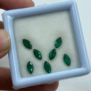 Pendentif en émeraude verte naturelle de qualité supérieure, provenant du Zambie, taille marquise, 2,47 carats, 3,50x7 mm, bijoux fins en vrac - Product Image 1