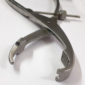 Pinza Quirúrgica de Sujeción Ósea Java, Instrumento Ortopédico de Alta Precisión, Abrazadera de Bloqueo de Acero Inoxidable de Alta Resistencia para Fracturas - Product Image 1