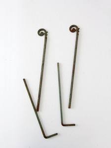 Piquet de jardin moderne rustique en forme de fleur, sculpture minimaliste en métal pour pelouse, accent paysager extérieur - Product Image 5