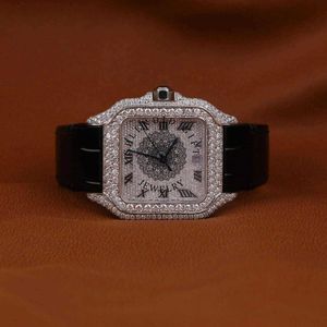 Elegante Reloj de Cuarzo Analógico Plateado para Hombre con Detalles de Diamantes Moissanite, Correa de Cuero Negra, Cierre Oculto, Cristal de Zafiro, Movimiento ETA - Product Image 5