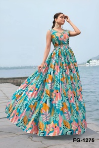 Vestido Anarkali de Fiesta Elegante y Listo para Usar, para Mujer, con Hermoso Estampado Digital, de Secado Rápido, para Todas las Temporadas, en Material Chinon - Product Image 4