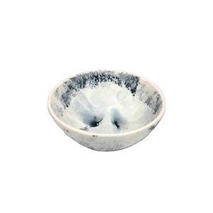 Plat de service unique en résine indienne polie, fait main et durable, pour les fêtes, écologique, compatible lave-vaisselle, design artistique moderne - Product Image 1