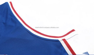 Conjuntos de Camisetas de Baloncesto Personalizadas con Nombre y Número, 100% Poliéster, Tallas Grandes, Uniformes para Equipos Masculinos - Product Image 3