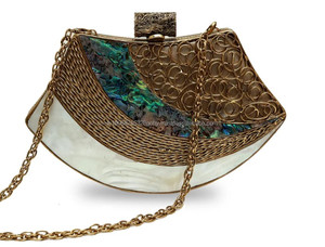 Bolso de Mano de Lujo Mother Pearl con Forro de Terciopelo, Estructura de Alambre, Decoración de Pedrería, Cierre de Broche, 4 Pulgadas, Ideal para Fiestas y Bodas - Product Image 2