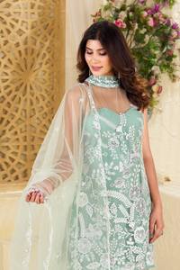 ชุดคุर्ตาคอ halter ปักลายผีเสื้อแบบตาข่าย พร้อมกางเกง palazzo และผ้าคลุมไหล่ มี 3 สีใหม่เพิ่มขึ้นสำหรับงานแต่งงานและโอกาสพิเศษ - Product Image 2