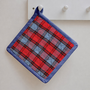Kitchen Accessories Yarn Dyed Checkered Pattern <b>Pot</b> <b>Holder</b> 100% Cotton Canvas Recycled Made Woven <b>Pot</b> <b>Holders</b> Wholesale in India - Product Image 1