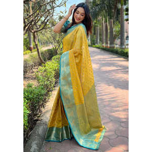 Sari en soie jaune du Gujarat, tissé traditionnellement avec des broderies Zari, élégant, réversible, séchage rapide, pour les occasions spéciales, par Elite Weaves, 0,65 g - Product Image 3