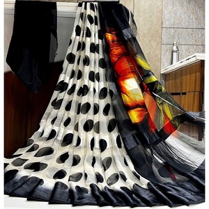 Tela de satén Vetlesh Patta o tela para sari, corte 6.3 con pieza para blusa. - Product Image 3