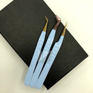 แหนบปลายแหลมทำจากสแตนเลสสตีลแบบยั่งยืนที่หนีบขนตาแบบต่อขนตาปลอมเคลือบสีทองโลโก้ได้ตามต้องการ - Product Image 4