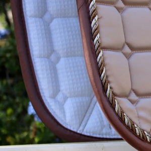Almohadilla de Cuero Satinado de Alta Calidad para Caballos con Forro de Espuma y Diseño Personalizado, Estilo Ecuestre Occidental, Venta en Pakistán - Product Image 6