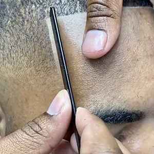 German Stainless Steel Barber <b>Razor</b> Thin Blade Holder Beard Manual Plastic & Steel Handle Beard Barber Shaving <b>Razor</b> - Product Image 5