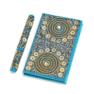 Agenda et stylo décorés de paillettes, artisanat indien, couleurs variées, pour journal intime, carnet de notes, cadeau souvenir. - Product Image 5