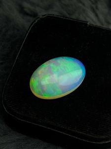 Opale de feu éthiopienne naturelle, cabochon ovale, multicolore, chatoyante, pierre précieuse non traitée pour la joaillerie - Product Image 4