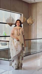 White Embroidered Salwar Kameez <b>Set</b> Floral Printed Pakistani Indian Clothing With Shawl for Ceremony Wear - Product Image 5