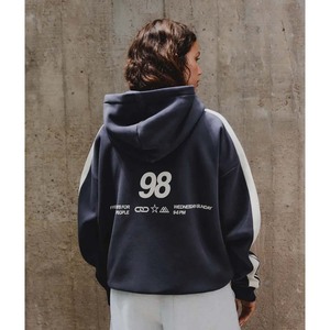 Sweat-shirt surdimensionné rouge pour femme avec rayures blanches et imprimé lettres, en coton tricoté, pour l'automne - Product Image 4