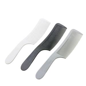 Peigne de barbier incurvé 3 couleurs, résistant à l'eau, professionnel, pour la coiffure masculine, outil de barbier durable et tendance - Product Image 1