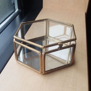 Hexagon Shape Gold & Glass <b>Mirrored</b> <b>Jewellery</b> <b>Box</b> - Product Image 6