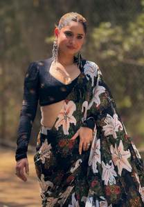 Pure Soft Georgette Digital Print Saree Modern Indian Party Wear pour les saisons d'hiver - Product Image 5