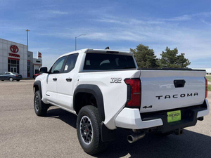 Ventes aux enchères pour 2024 2025 – Toyota Tacoma Double Cab TR-<span class=keywords><strong>D</strong></span> Off-Road LHD <span class=keywords><strong>d</strong></span>'<span class=keywords><strong>occasion</strong></span> en excellent état de marche - Product Image 1