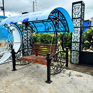 Balançoire d'extérieur moderne et élégante pour 3 personnes avec structure en fer massif, support métallique stable et auvent de protection pour cour. - Product Image 5