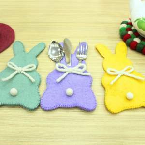 Porte-couverts en laine de couleur menthe, jaune, violet et vert menthe - Accessoire de cuisine écologique - Product Image 2