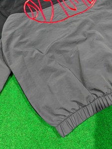 Two Tone Color Embroidery Lightweight Polyester Windbreaker Waterproof and Water Resistant Men's Jacket for Rain Protection - Product Image 3