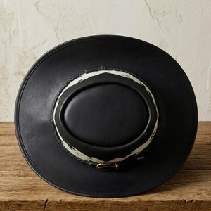 Chapeau haut de forme en cuir noir pour homme, design classique à couronne structurée, chapeau de mode en cuir de qualité supérieure avec styles et fabrication personnalisés - Product Image 4