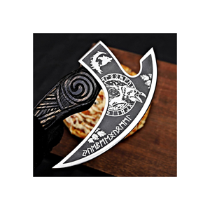 Coupe-pizza style Viking personnalisé avec lame incurvée en acier inoxydable gravée, manche en bois orné et étui en cuir - Product Image 3