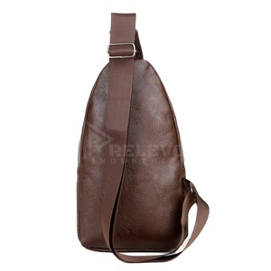 Bolso Bandolera de Cuero Genuino Clásico para Uso Casual, Gran Capacidad 30-40L, Deportivo, para Exteriores, con Logotipo Personalizado de Fábrica OEM, Venta Caliente - Product Image 2