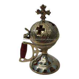 Quemador de Incienso Tradicional de Latón y Resina con Asa de Madera para Altar de Iglesia, Aromaterapia y Decoración Espiritual - Product Image 6