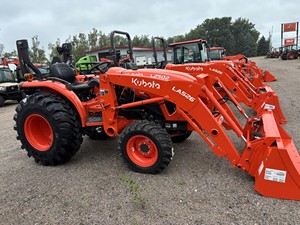 2025 L2502HST Tractor - Compact Power with Hydrostatic Efficiency 4WD Automatic Pump Diesel Agricultural <b>Machine</b> - Product Image 2