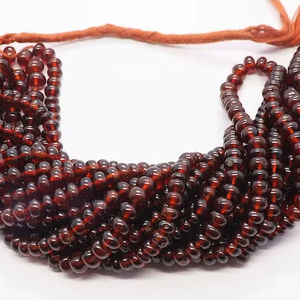 Perles rondes lisses en grenat Hessonite naturel 4,5-5 mm, pierres précieuses en grenat pour la fabrication de bijoux, provenant d'un grossiste indien. - Product Image 1