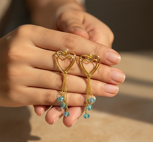 Pendientes Colgantes de Corazón de Latón Dorado Hechos a Mano con Borla de Cuentas Azules, Estilo Bohemio, Listos para Fiesta, Acabado Duradero Resistente al Deslustre - Product Image 5