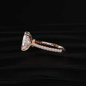 Anillo de Boda de Oro Rosa con Moissanita Ovalada de 3.35CT, Joyería Fina Hecha a Mano para Comerciantes y Revendedores de Joyería a Nivel Mundial - Product Image 3