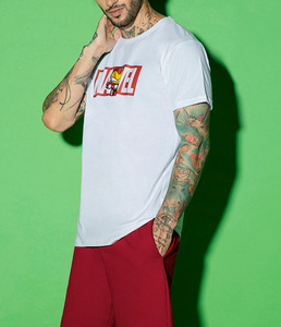 เสื้อยืดพิมพ์ลาย DTF พรีเมียมสำหรับผู้ชาย เสื้อยืดผ้าฝ้ายลายกราฟิกสั่งทำได้ ผู้ผลิตจำนวนมาก เนื้อผ้าระบายอากาศและนุ่มสบาย รับผลิตแบบ OEM และ ODM - Product Image 2