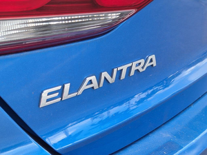 Hyundai Elantra SEL FWD 2018 - Product Image 4