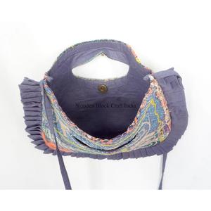 Sac à bandoulière et pochette Kantha pour femme, 100% coton indien, broderie bohème, motif Suzani, fait main, de créateur, pour exposition - Product Image 3