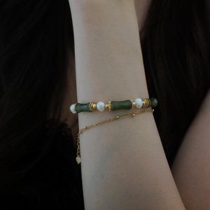 Bracelet en jade vert, perle de jade naturelle, chaîne en or, bracelet de yoga en cristal, bijoux de guérison, cadeau pour elle - Product Image 2