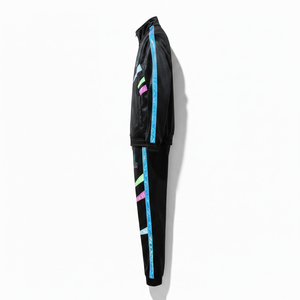 Ensemble de survêtement compressif en tissu recyclé écologique pour hommes, vêtements de sport durables, ensemble de gym de haute qualité, vêtements personnalisés avec logo - Product Image 4