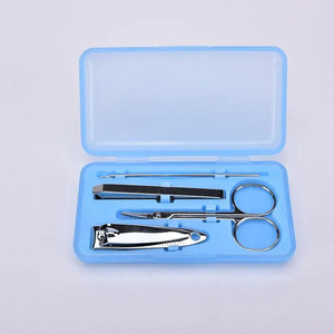 Juego de 4 Piezas de Cortaúñas, Set de Manicura, Cortadores, Tijeras de Pedicura, Color Aleatorio, Juego de Herramientas para Uñas - Product Image 6