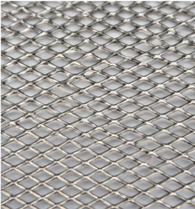 Maille métallique expansée en aluminium finition argent premium pour bardage de façade, pare-soleil et ventilation CVC - Product Image 5